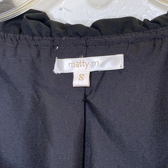 Matty M Black Pleated Coat with Bishop Sleeves - Picture 2 of 7